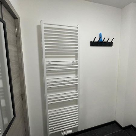 Le Pre Sous L Eau - Moderna Apartman Anhée Kültér fotó