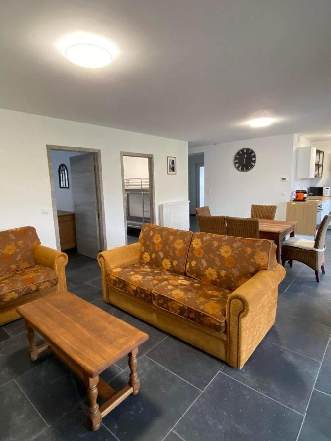 Le Pre Sous L Eau - Moderna Apartman Anhée Kültér fotó