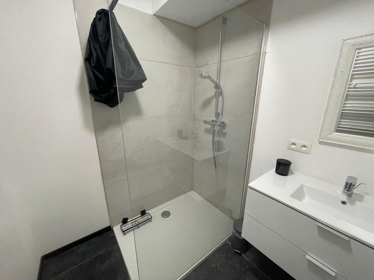 Le Pre Sous L Eau - Moderna Apartman Anhée Kültér fotó